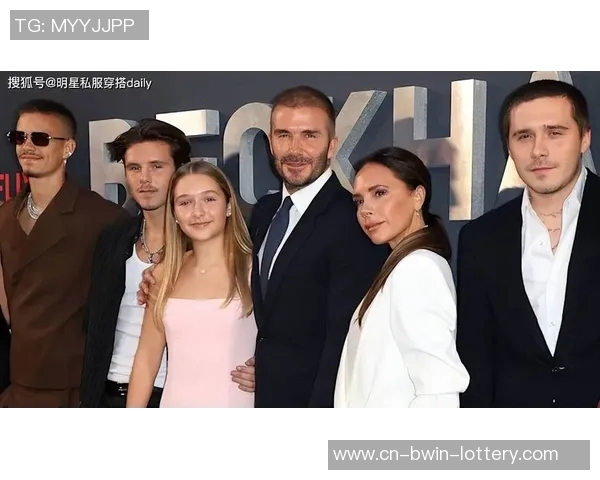 足球明星的另一半:她们背后的故事与生活点滴 足球明星的另一半:她们背后的故事与生活点滴